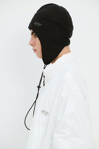 BSRABBIT METAL LOGO FLEECE EARFLAP BEANIE BLACK BSRABBIT METAL LOGO FLEECE EARFLAP BEANIE BLACK