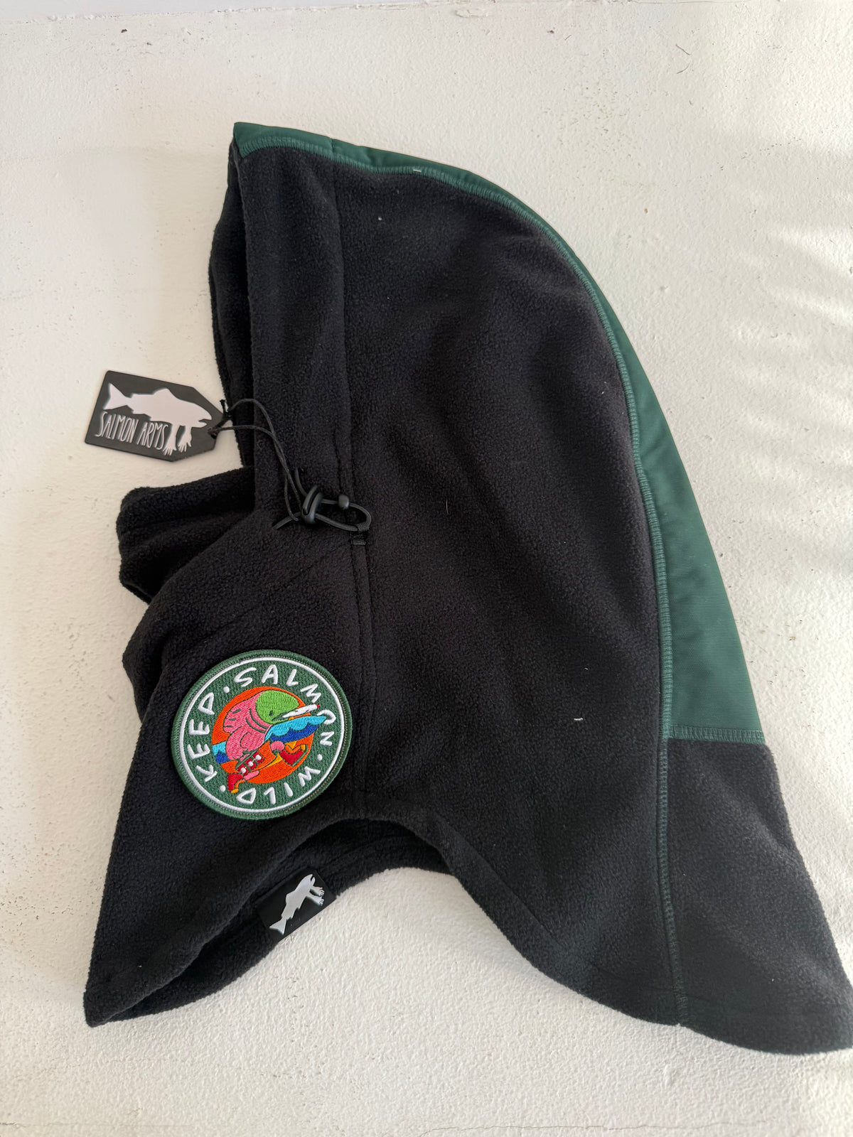 SALMON ARMS Fleece Hood Keep Salmon Wild