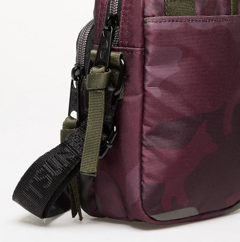 EASTPAK X MAISON KITSUNÉ SHOULDER BAG MERLOT/CAMO