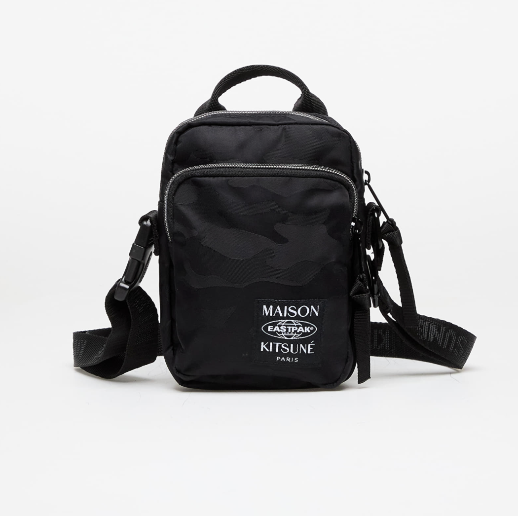 EASTPAK X MAISON KITSUNÉ SHOULDER BAG BLACK/CAMO